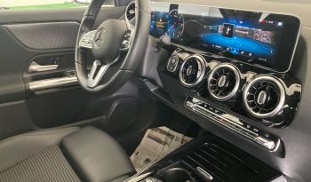 MERCEDES BENZ GLA 200 d Sport Plus auto completo
