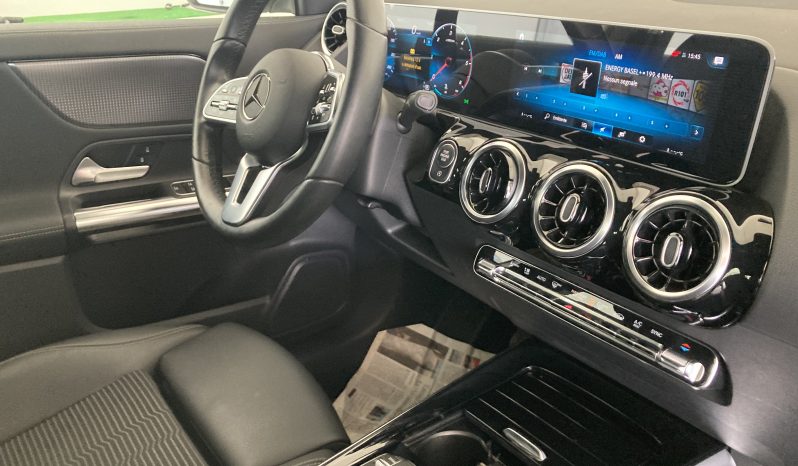 MERCEDES BENZ GLA 200 d Sport Plus auto completo