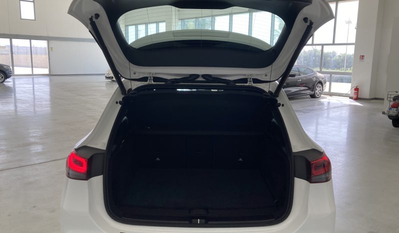 MERCEDES BENZ GLA 200 d Sport Plus auto completo
