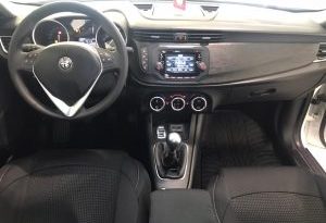 Alfa Romeo Giulietta 1.6 jtdm Super 120cv completo