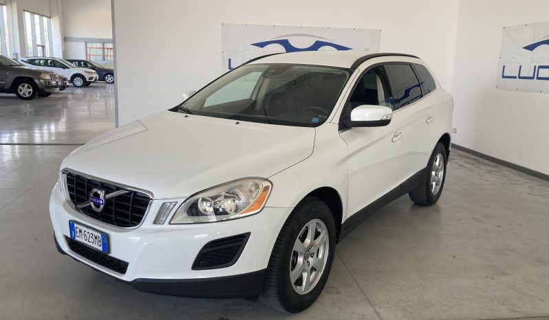 Volvo XC60 2.0 d4 Business completo